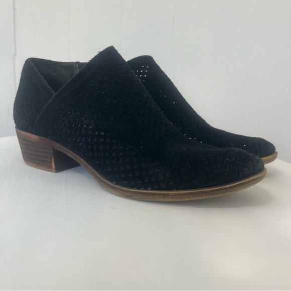 Lucky Brand Baylar Suede Perforated Shooties Booties Rodeo Western Size 7.5 - Picture 1 of 15